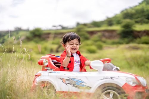 High end creative toddler photography in Pune with unique studio props