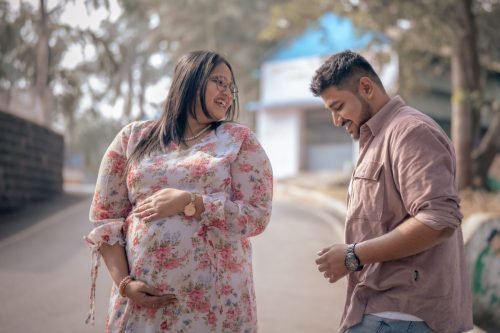 High-end pregnancy portraits by the best maternity photographer in Baner.