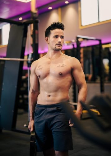 Get the best professional photos at Nestled Photography Baner.