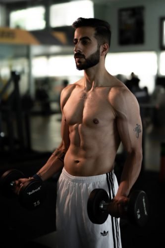 Bodybuilding photoshoot in Baner by photographer in Pune.